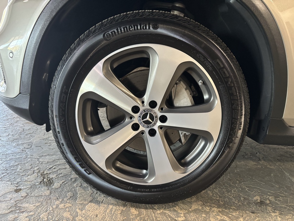 Mercedes-Benz GLC-Class GLC300 4MATIC 2020 Mercedes-Benz GLC-Class GLC300 4MATIC 2020