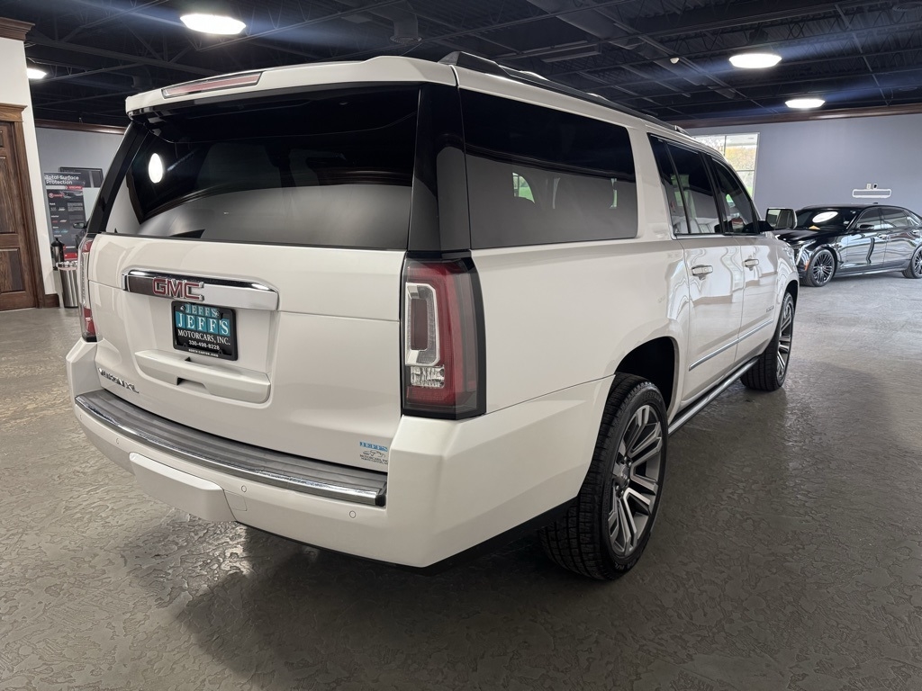 GMC Yukon XL Denali 4WD 2020