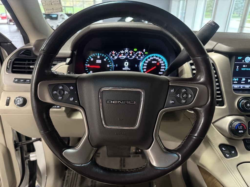 GMC Yukon XL Denali 4WD 2020