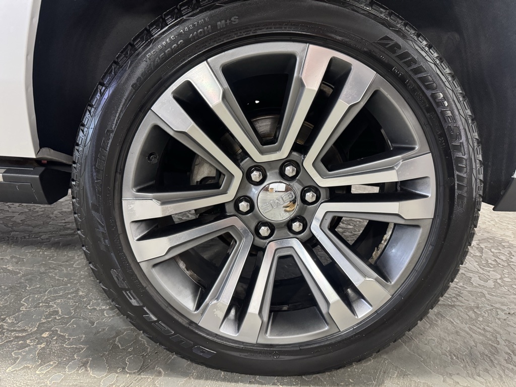 GMC Yukon XL Denali 4WD 2020