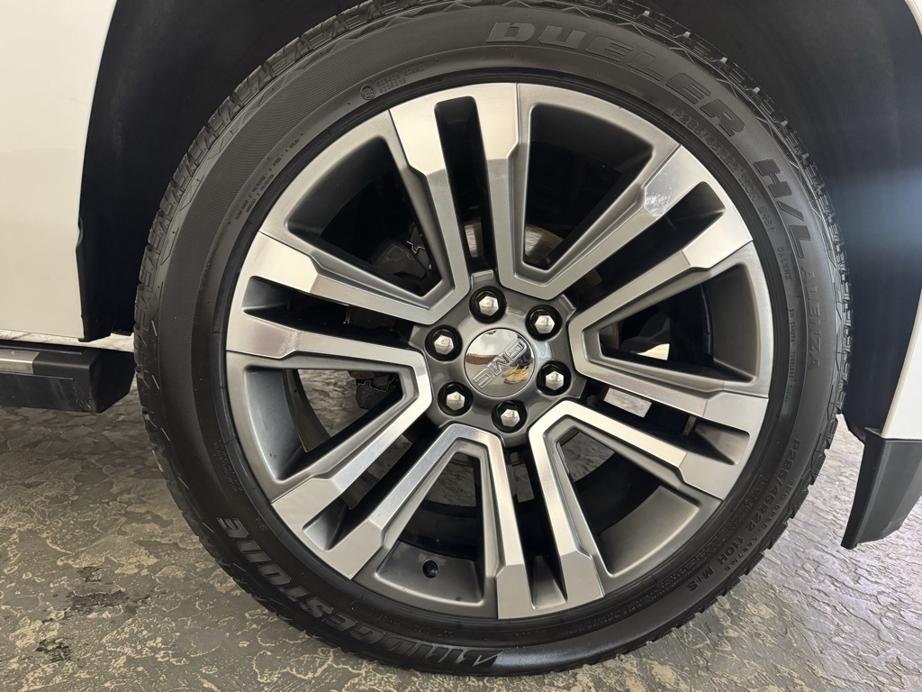 GMC Yukon XL Denali 4WD 2020