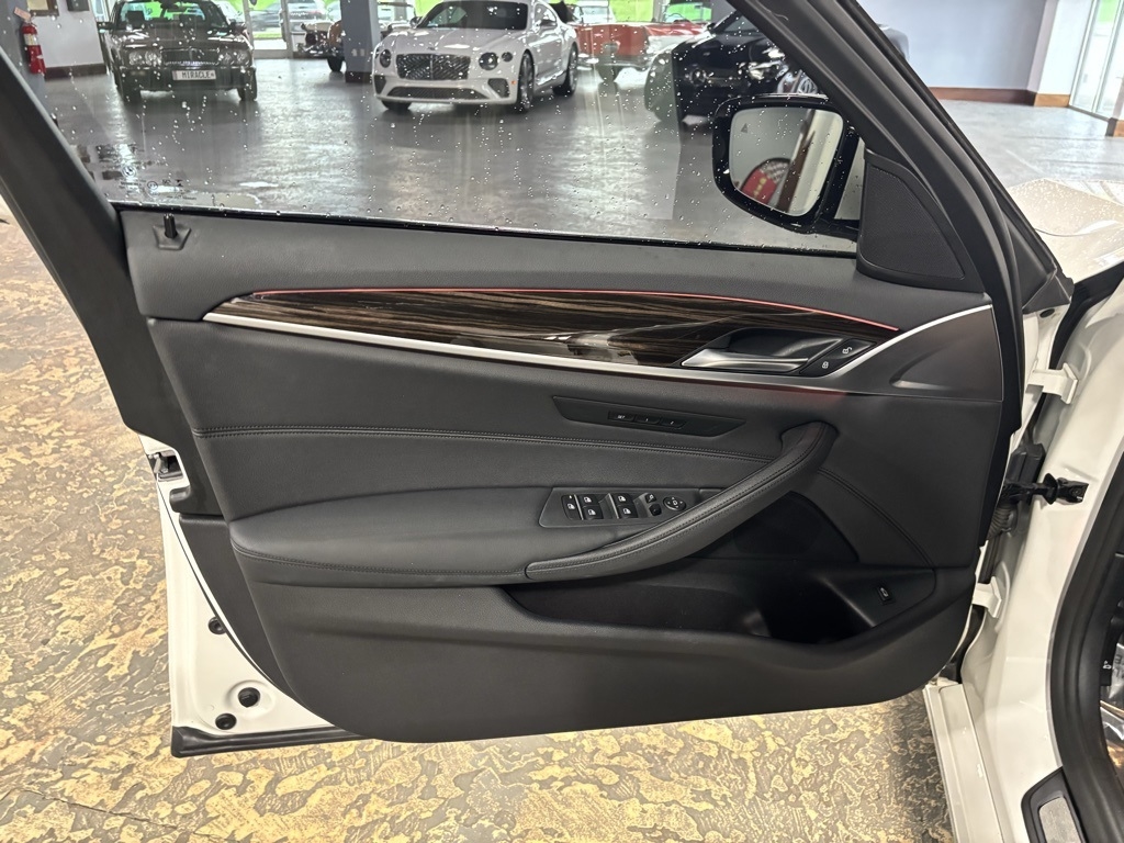 BMW 5-Series 530i xDrive 2020 BMW 5-Series 530i xDrive 2020