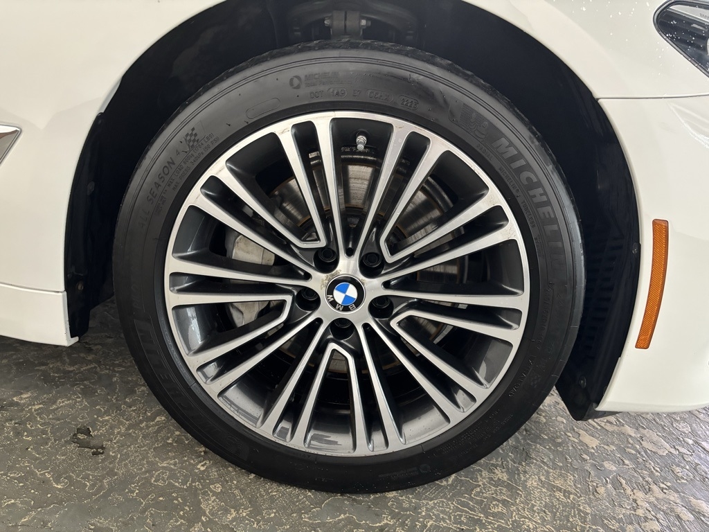 BMW 5-Series 530i xDrive 2020 BMW 5-Series 530i xDrive 2020