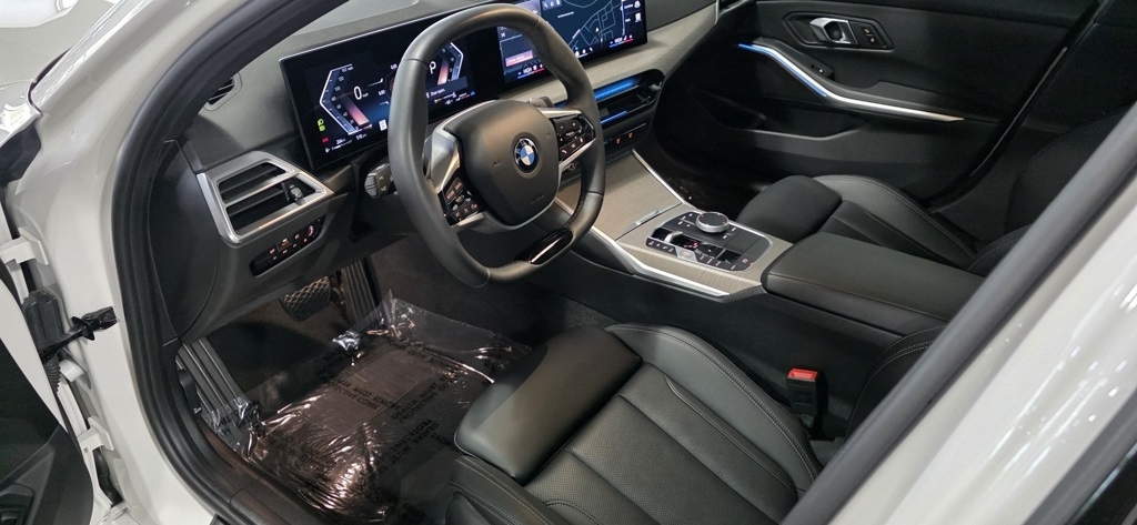 BMW 3-Series 330i xDrive 2025 BMW 3-Series 330i xDrive 2025