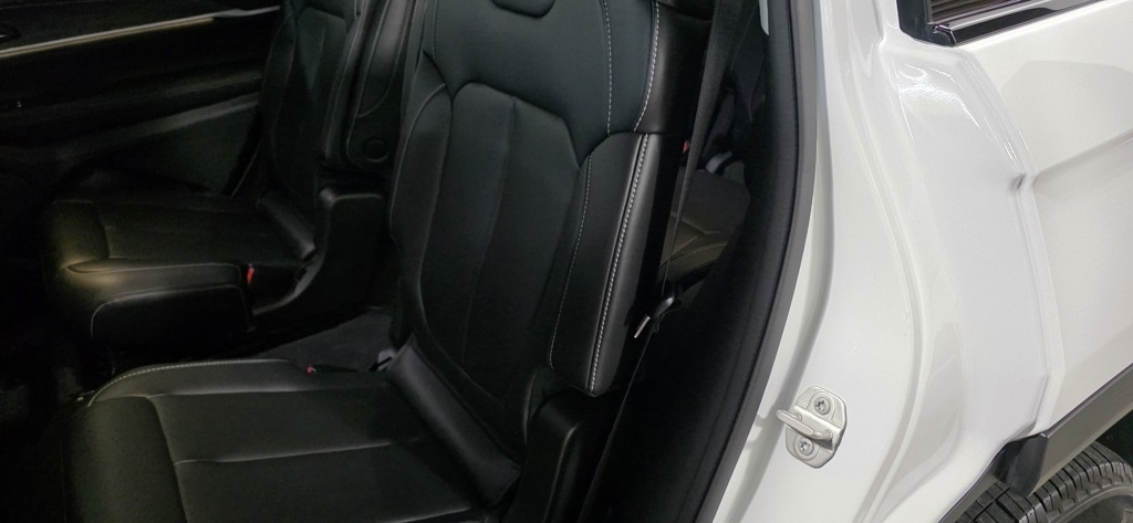 Jeep Grand Cherokee L Limited 4WD 2023 Jeep Grand Cherokee L Limited 4WD 2023