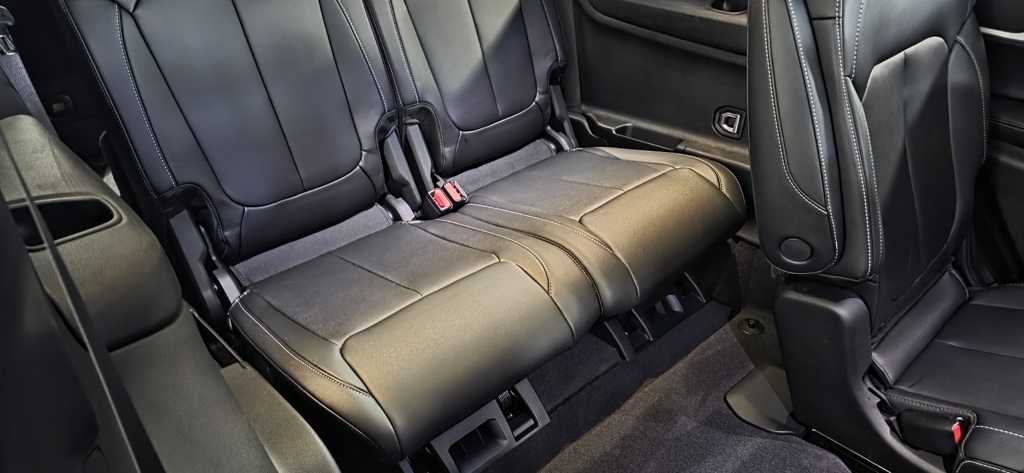 Jeep Grand Cherokee L Limited 4WD 2023 Jeep Grand Cherokee L Limited 4WD 2023