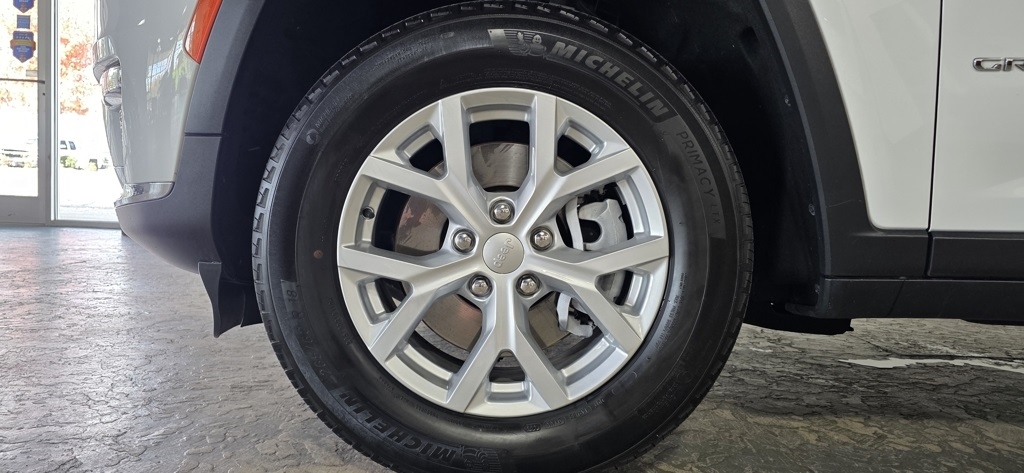 Jeep Grand Cherokee L Limited 4WD 2023 Jeep Grand Cherokee L Limited 4WD 2023