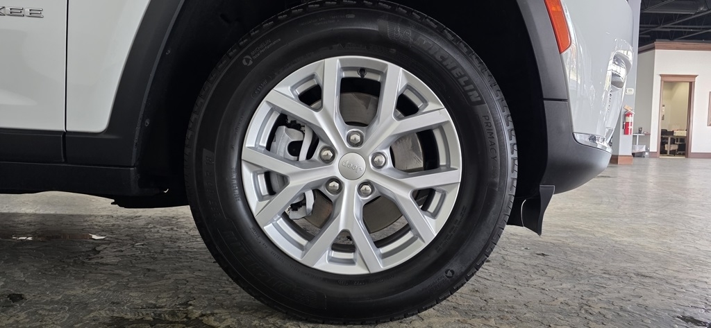 Jeep Grand Cherokee L Limited 4WD 2023 Jeep Grand Cherokee L Limited 4WD 2023