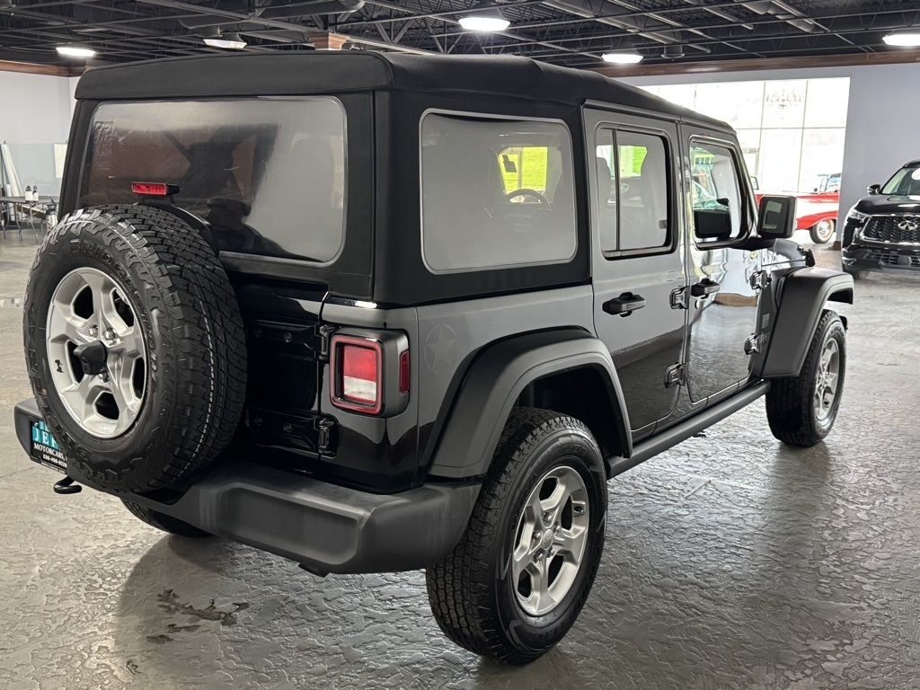 Jeep Wrangler Unlimited Sport 2021