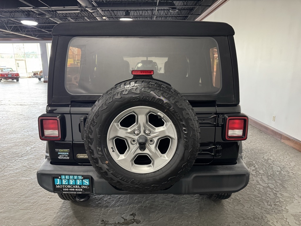 Jeep Wrangler Unlimited Sport 2021