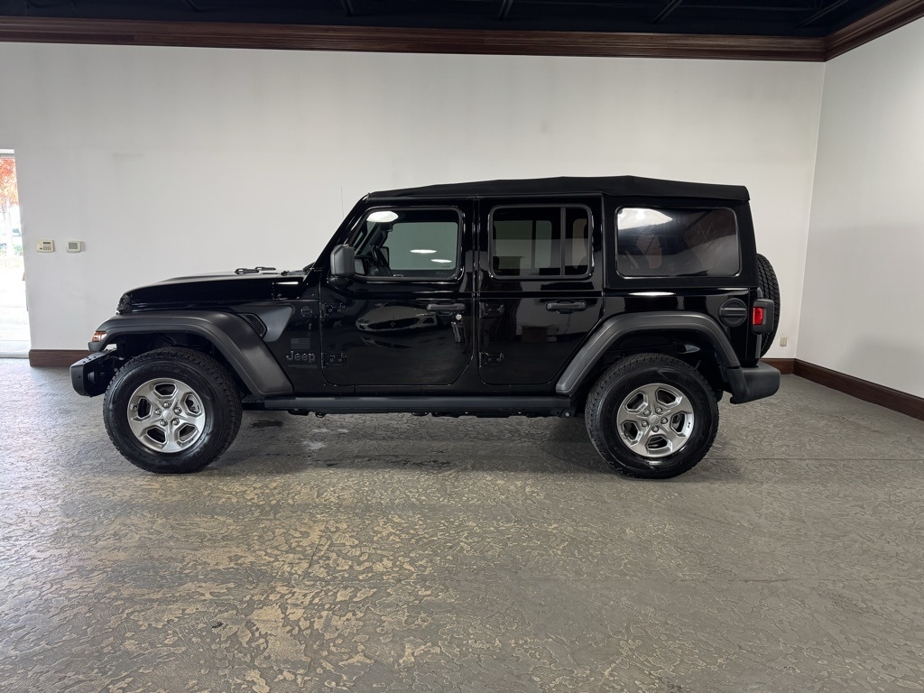Jeep Wrangler Unlimited Sport 2021