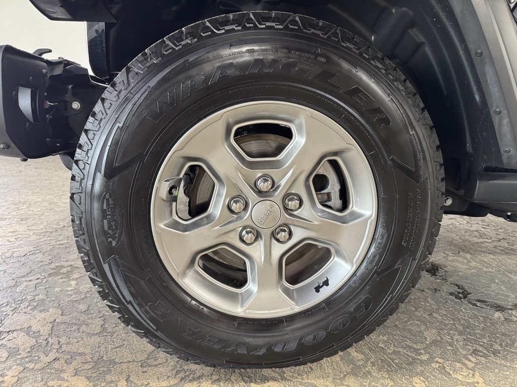 Jeep Wrangler Unlimited Sport 2021