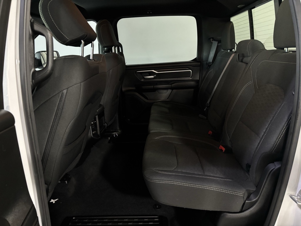 RAM 1500 Big Horn Crew Cab SWB 4WD 2025 RAM 1500 Big Horn Crew Cab SWB 4WD 2025