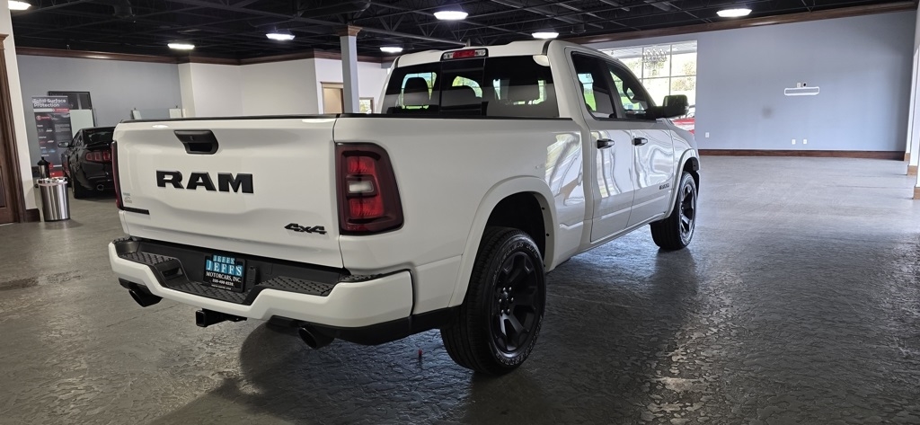 RAM 1500 Big Horn Quad Cab 4WD 2025 RAM 1500 Big Horn Quad Cab 4WD 2025