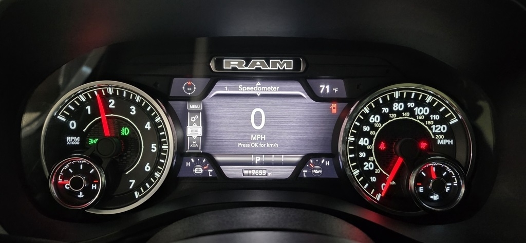 RAM 1500 Big Horn Quad Cab 4WD 2025 RAM 1500 Big Horn Quad Cab 4WD 2025