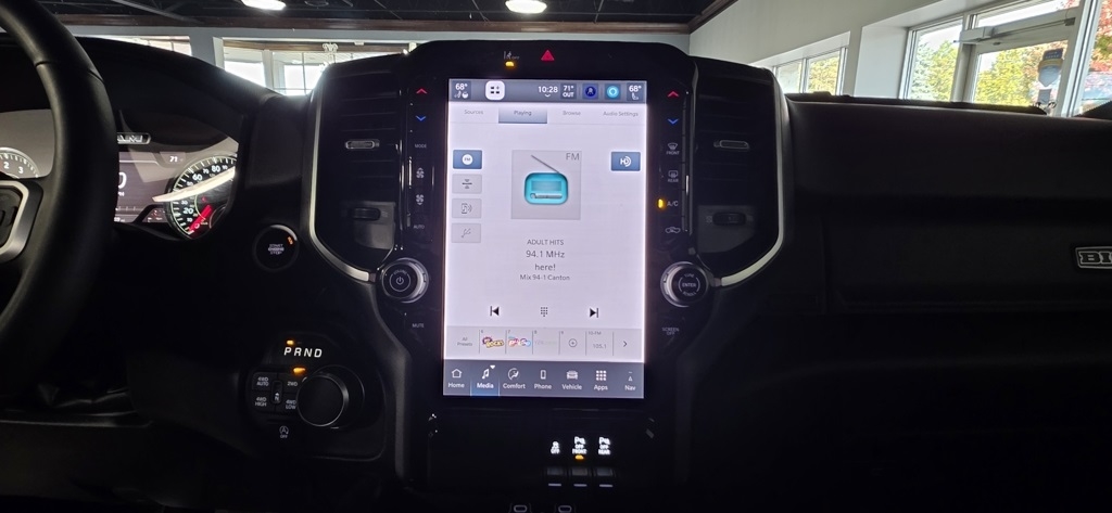 RAM 1500 Big Horn Quad Cab 4WD 2025 RAM 1500 Big Horn Quad Cab 4WD 2025