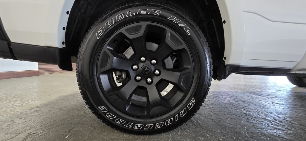 RAM 1500 Big Horn Quad Cab 4WD 2025 RAM 1500 Big Horn Quad Cab 4WD 2025