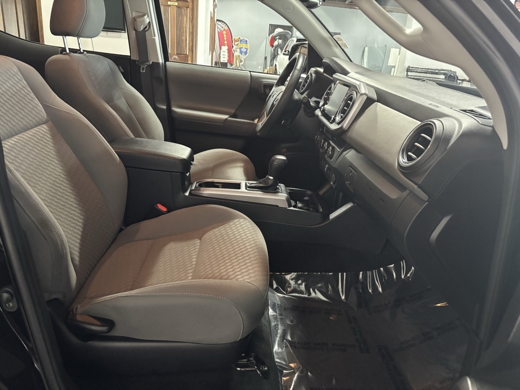 Toyota Tacoma SR5 Double Cab Long Bed V6 6AT 4WD 2023