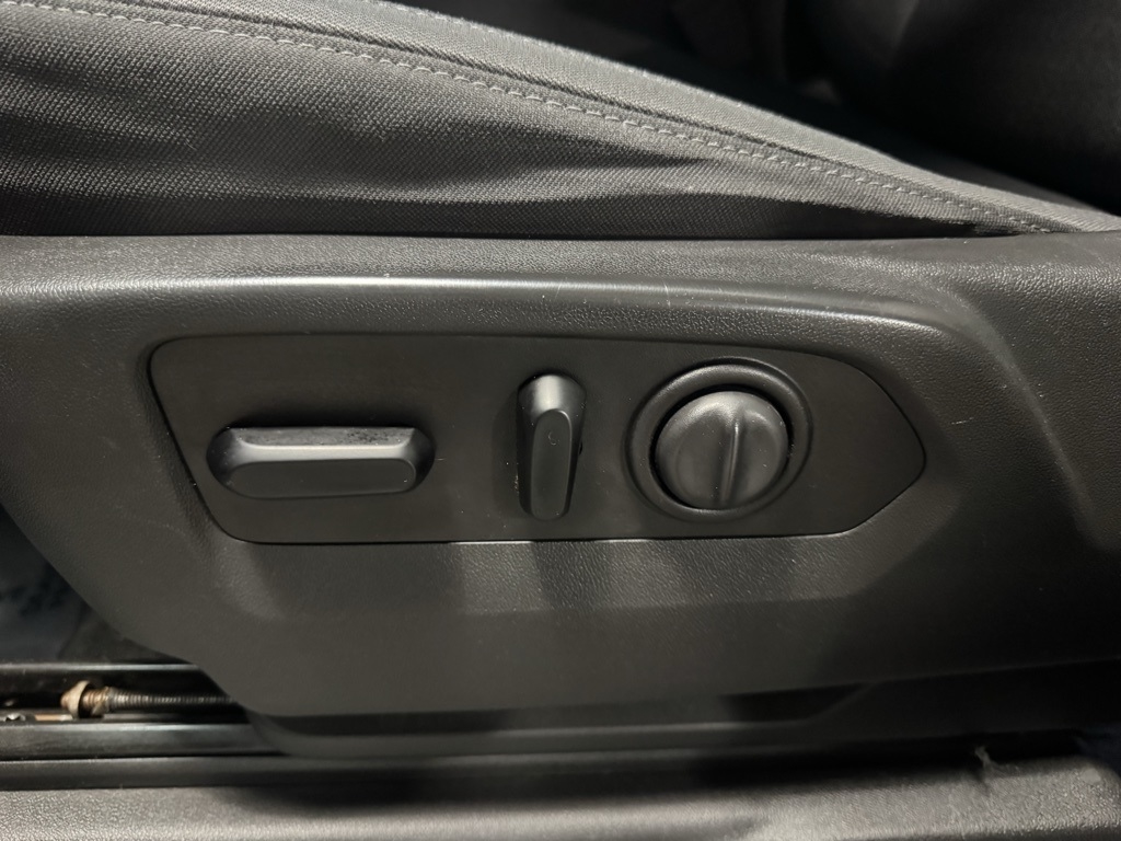 Chevrolet Silverado 1500 RST Crew Cab 4WD 2020