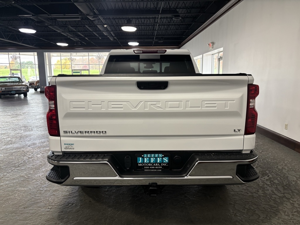 Chevrolet Silverado 1500 LT Crew Cab 4WD 2023