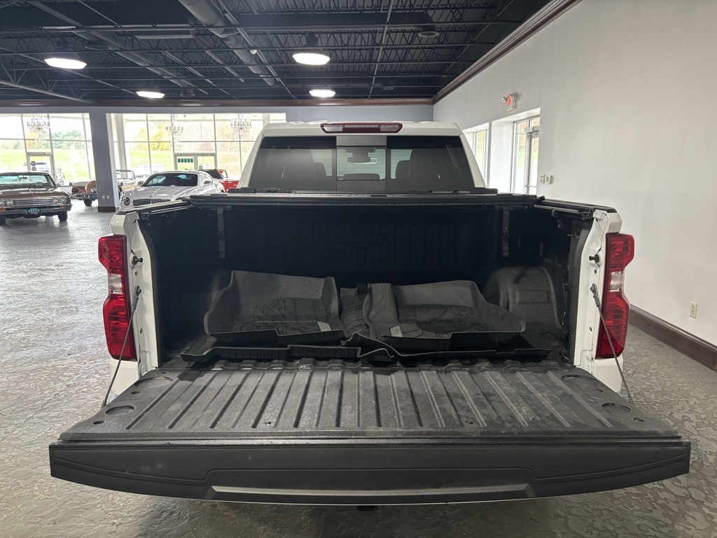 Chevrolet Silverado 1500 LT Crew Cab 4WD 2023