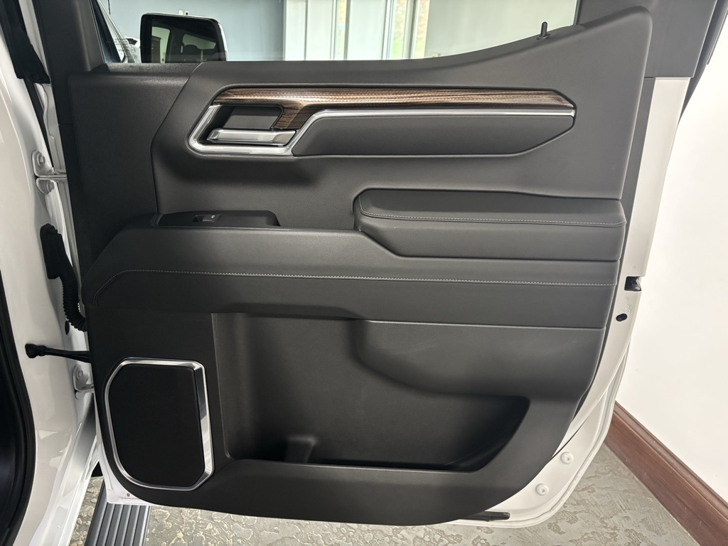 Chevrolet Silverado 1500 LT Crew Cab 4WD 2023