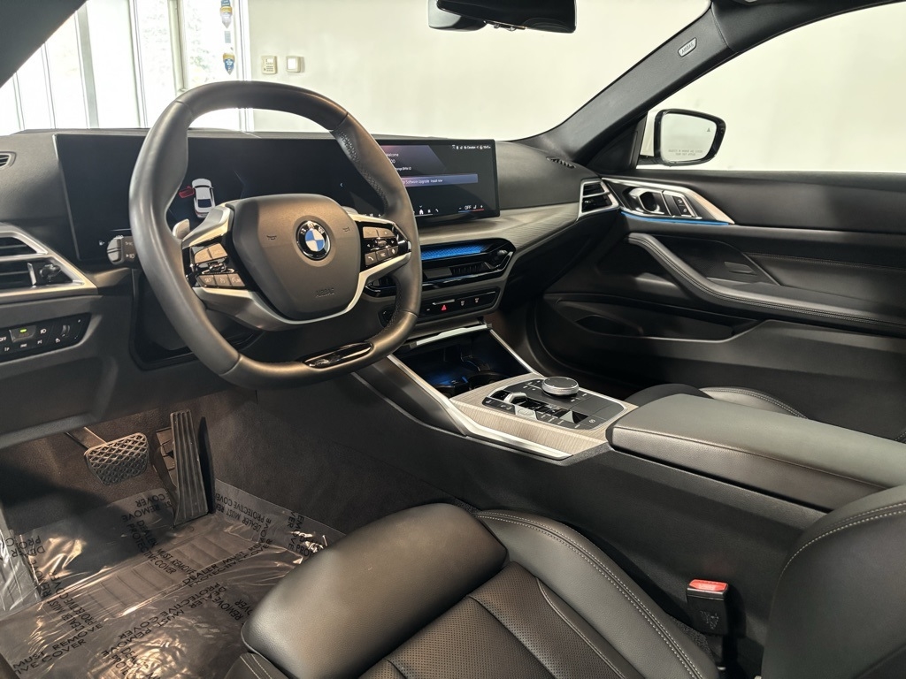 BMW 4-Series 430i xDrive Coupe 2025