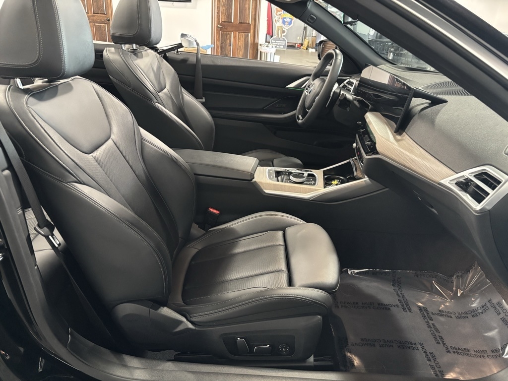 BMW 4-Series 430i xDrive Convertible 2025