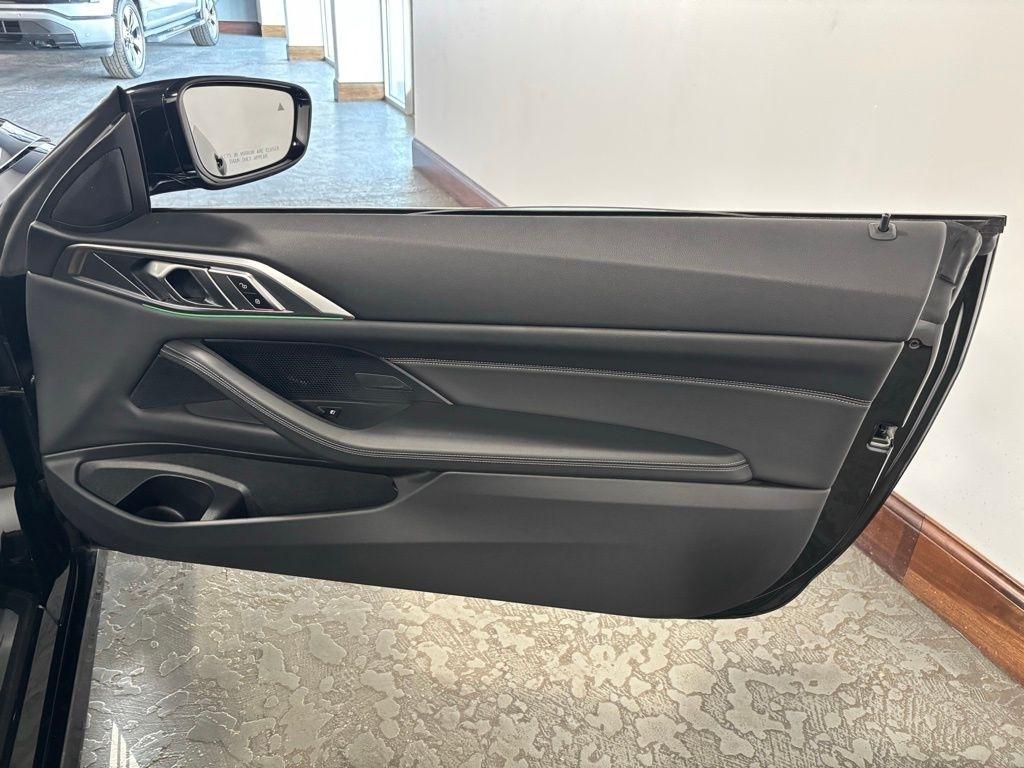 BMW 4-Series 430i xDrive Convertible 2025