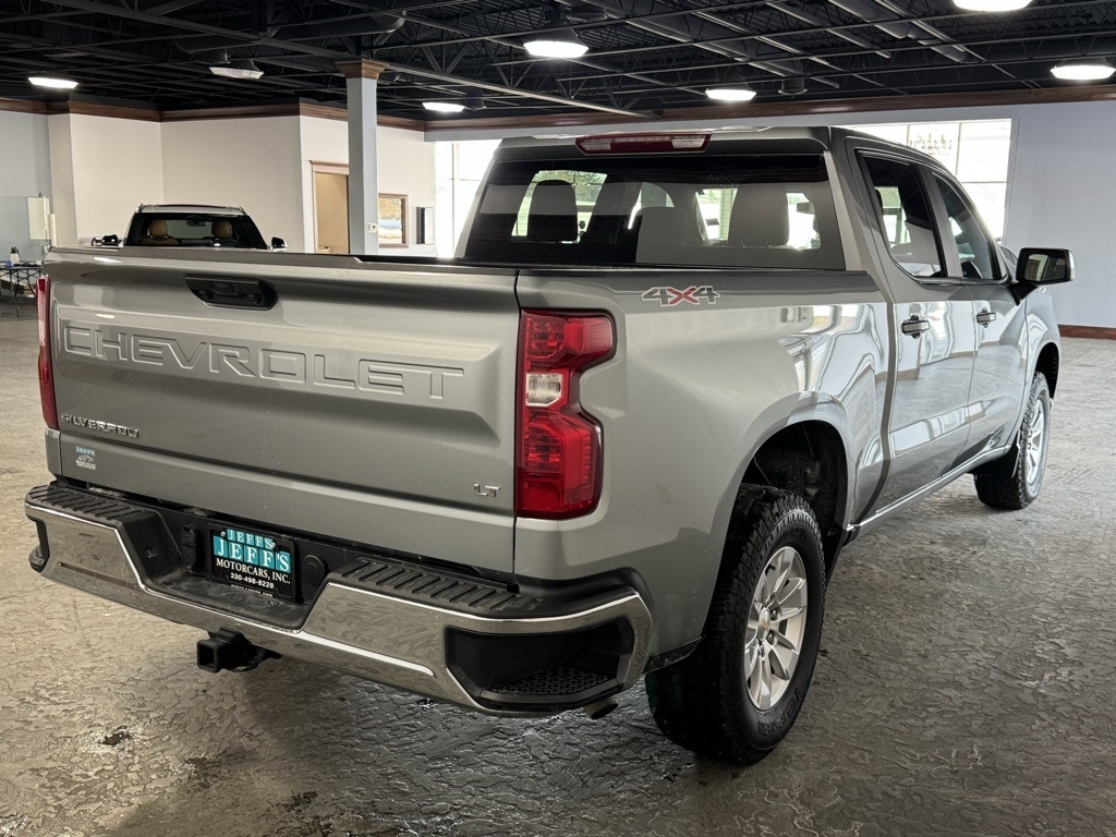 Chevrolet Silverado 1500 LT Crew Cab 4WD 2025