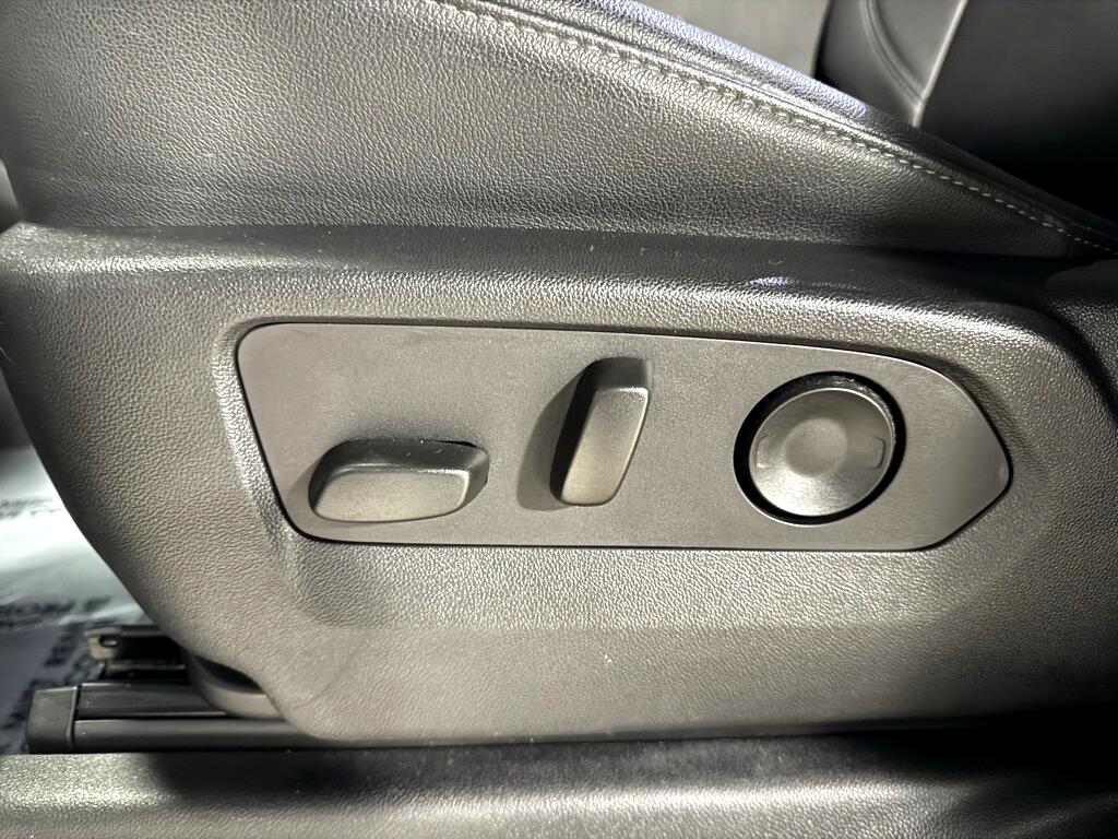 Chevrolet Silverado 3500HD LTZ Crew Cab 4WD 2024