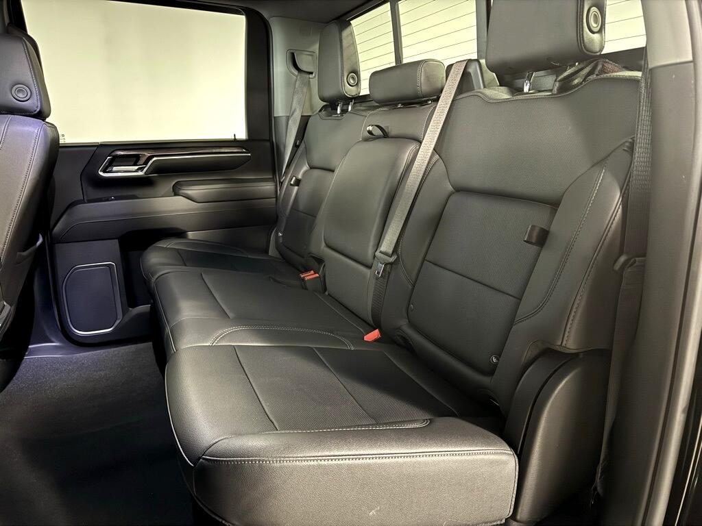 Chevrolet Silverado 3500HD LTZ Crew Cab 4WD 2024