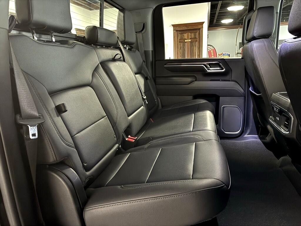 Chevrolet Silverado 3500HD LTZ Crew Cab 4WD 2024