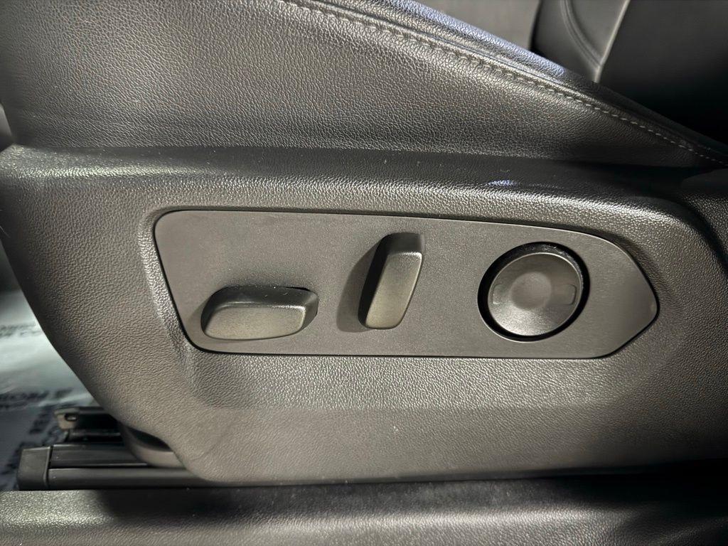 Chevrolet Silverado 3500HD LTZ Crew Cab 4WD 2024