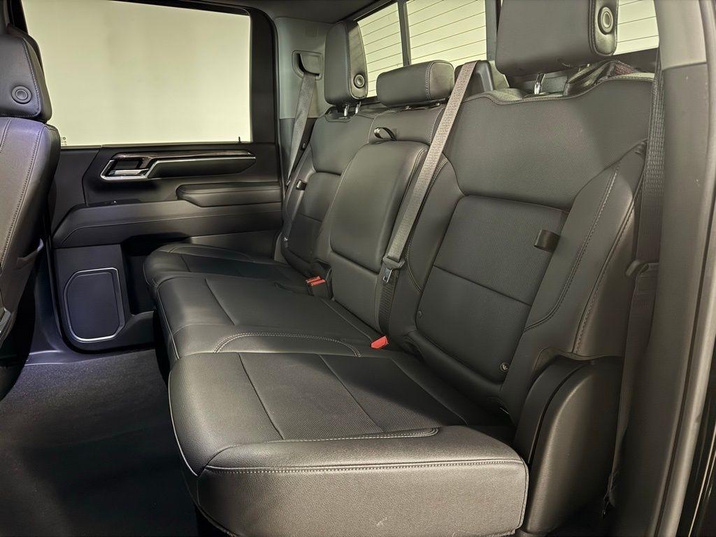 Chevrolet Silverado 3500HD LTZ Crew Cab 4WD 2024