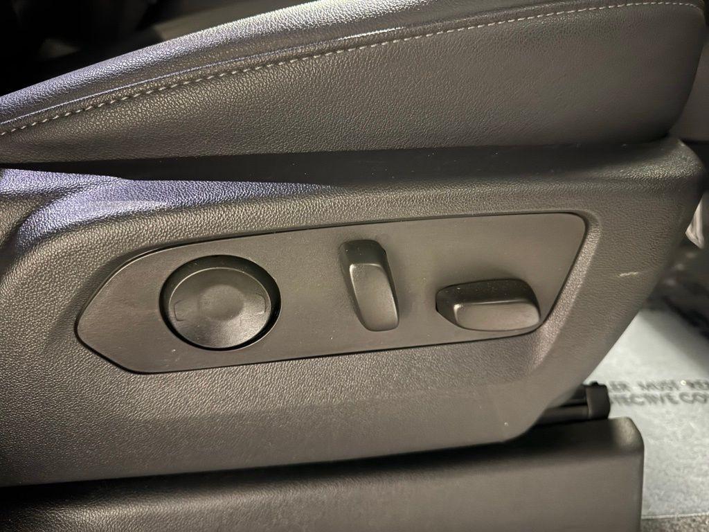 Chevrolet Silverado 3500HD LTZ Crew Cab 4WD 2024