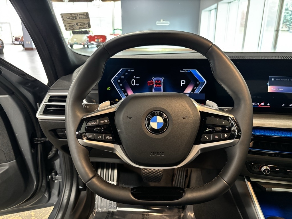 BMW 3-Series 330i xDrive 2025