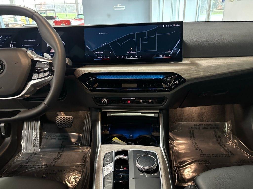 BMW 3-Series 330i xDrive 2025