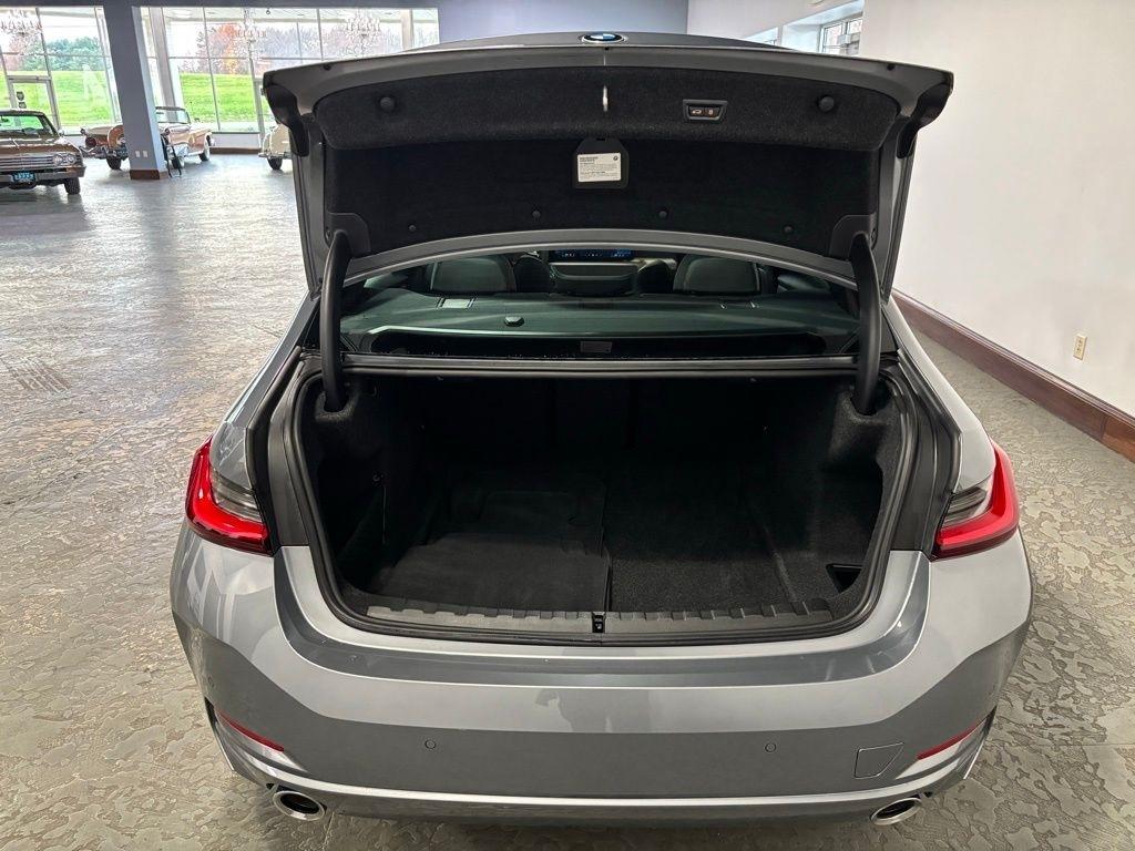 BMW 3-Series 330i xDrive 2025