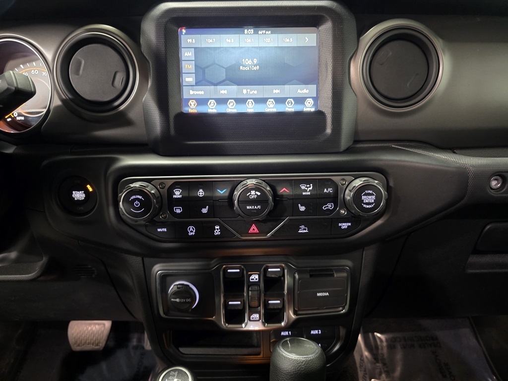 Jeep Gladiator Sport 2022