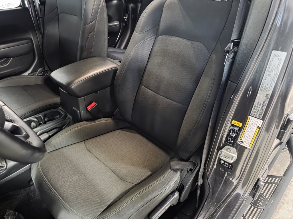 Jeep Gladiator Sport 2022