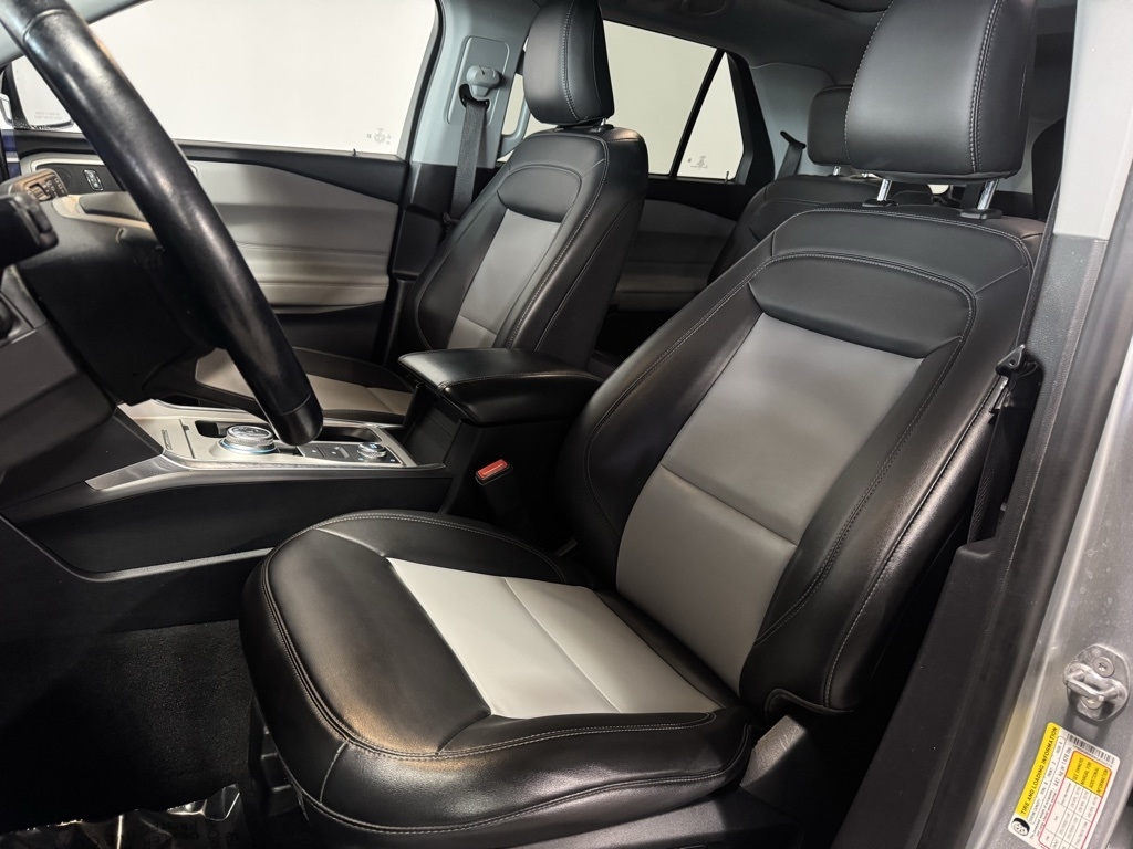 Ford Explorer XLT AWD 2022