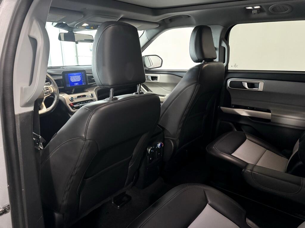 Ford Explorer XLT AWD 2022