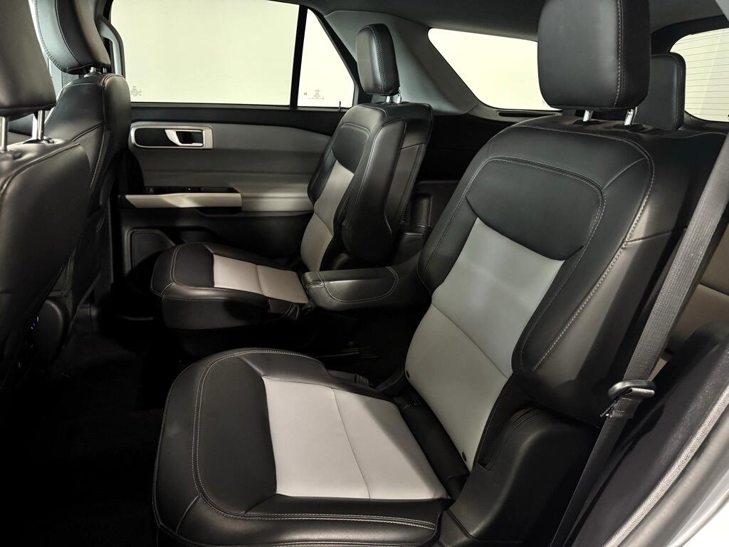 Ford Explorer XLT AWD 2022