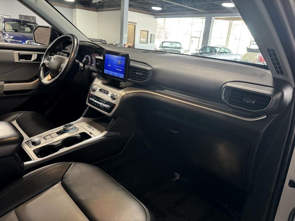 Ford Explorer XLT AWD 2022