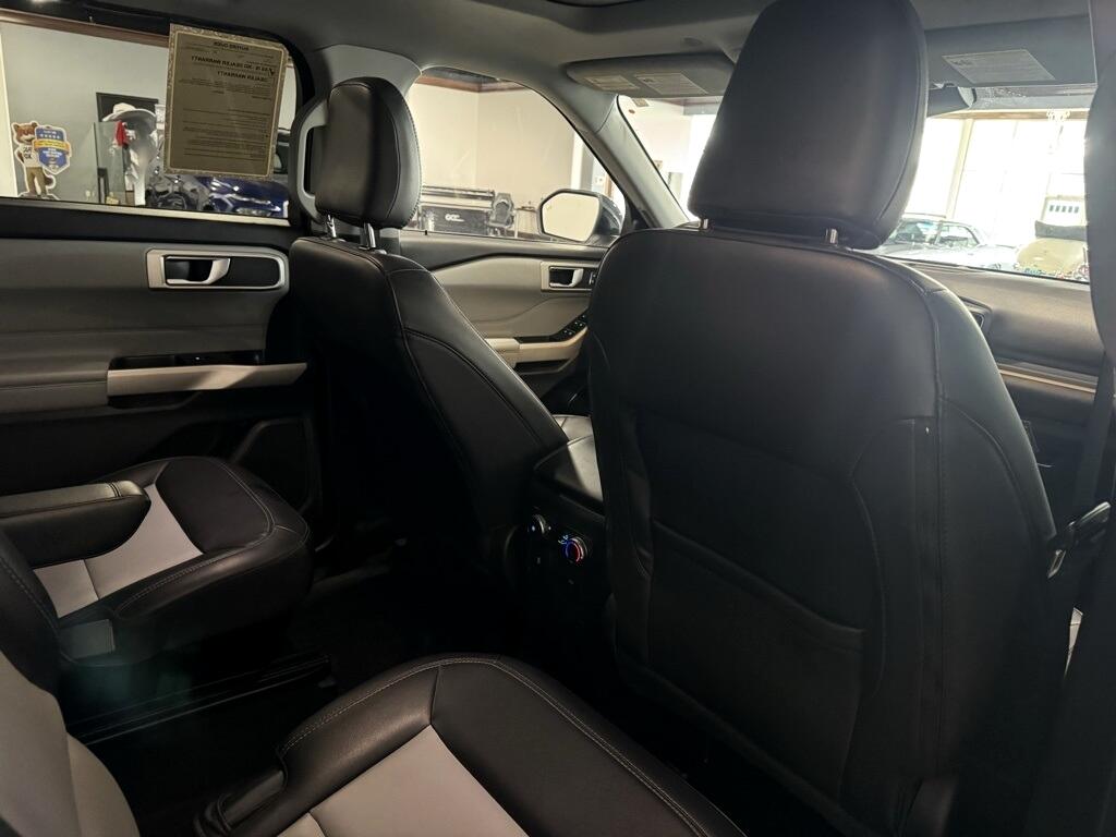Ford Explorer XLT AWD 2022