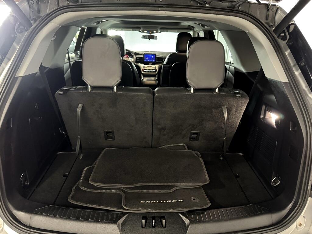 Ford Explorer XLT AWD 2022