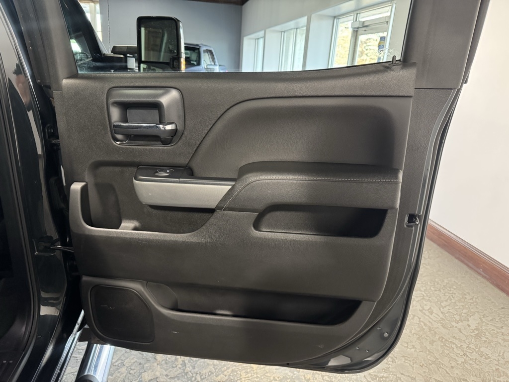 Chevrolet Silverado 2500HD LTZ Crew Cab 4WD 2018