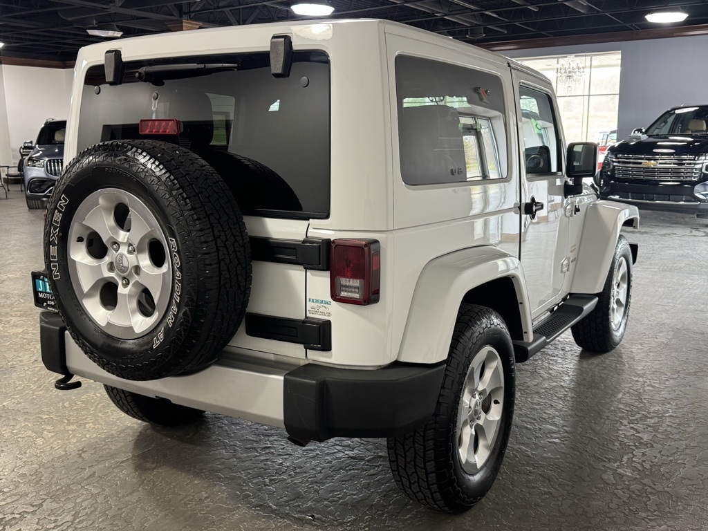 Jeep Wrangler Sahara 4WD 2014
