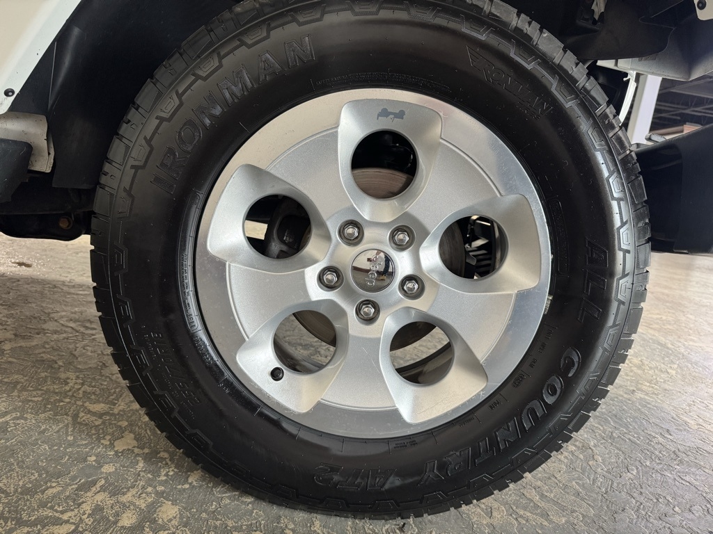 Jeep Wrangler Sahara 4WD 2014